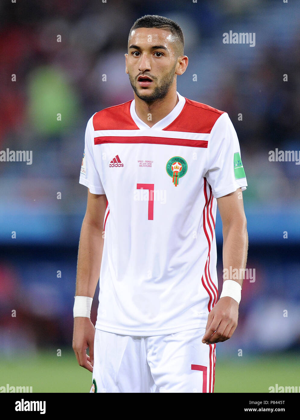KALININGRAD, Russie - le 25 juin : Hakim Ziyach du Maroc cherche sur pendant la Coupe du Monde FIFA 2018 Russie Groupe B match entre l'Espagne et le Maroc au stade de Kaliningrad le 25 juin 2018 à Kaliningrad, Russie. (Photo de Norbert/Barczyk PressFocus/MO Media) Banque D'Images
