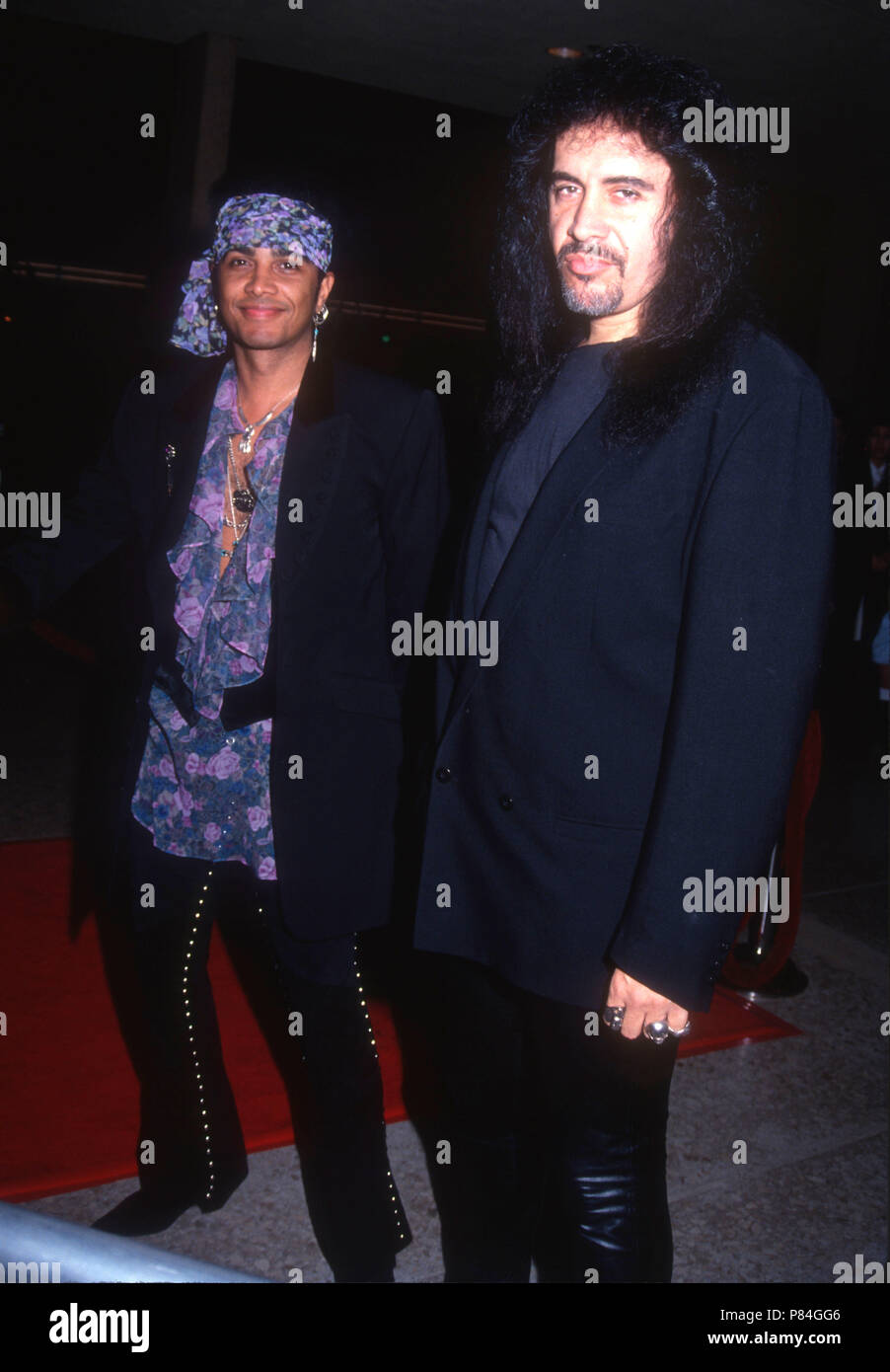 CENTURY CITY, CA - 19 février : (L-R) Musiciens Micki Free et Gene Simmons de KIss assister à la première de "tomber de la grâce" le 19 février 1992 à Cineplex Odeon Cinemas à Century City, Californie. Photo de Barry King/Alamy Stock Photo Banque D'Images