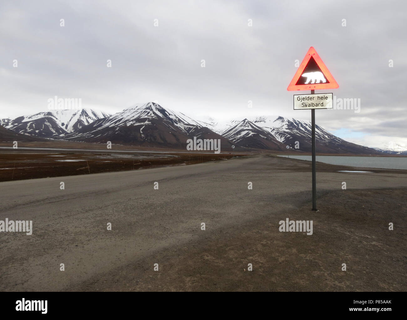 Verkeersbord, Roadsign ; Longyearbyen, Spitsberg Banque D'Images