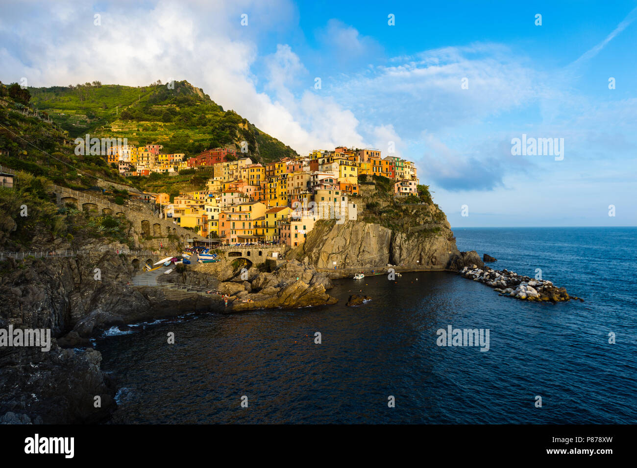 Manarola est une petite ville, une frazione de la commune italienne de Riomaggiore, dans la province de La Spezia, Ligurie, Italie du nord. Banque D'Images