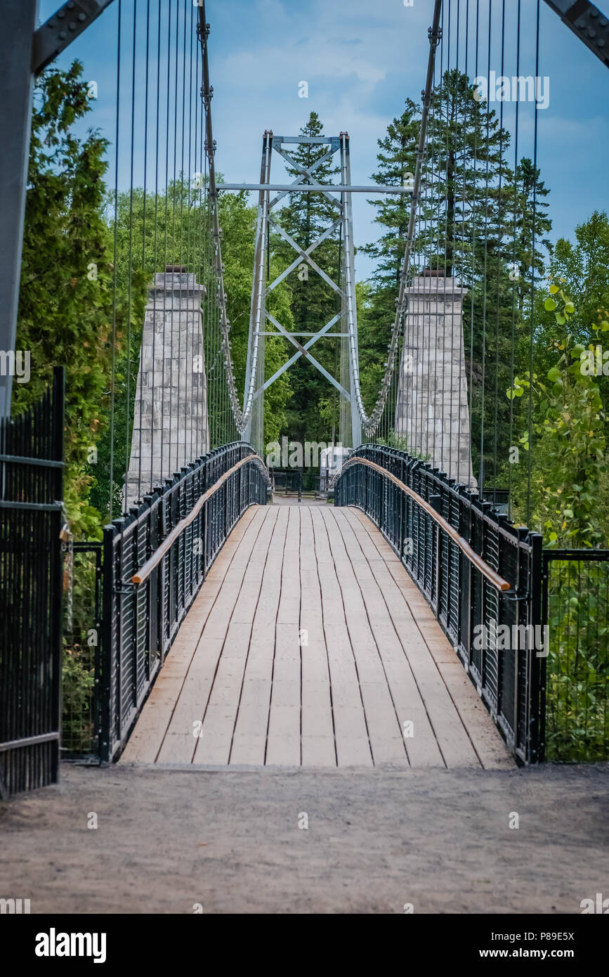Montmorency Falls Bridge, près de Québec, Canada Banque D'Images