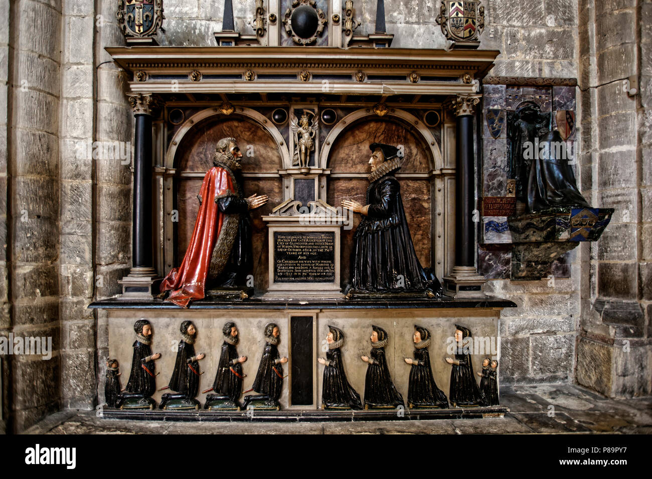 La cathédrale de Gloucester, un incroyable espace d'ampleur et de splendeur architecturale et l'AWE inspirant majesté Banque D'Images