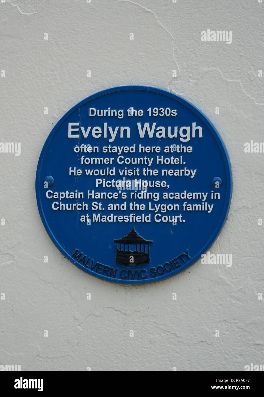 Blue Plaque commémorant l'Evelyn Waugh en choisissant l'ancien comté Hôtel à Malvern Banque D'Images