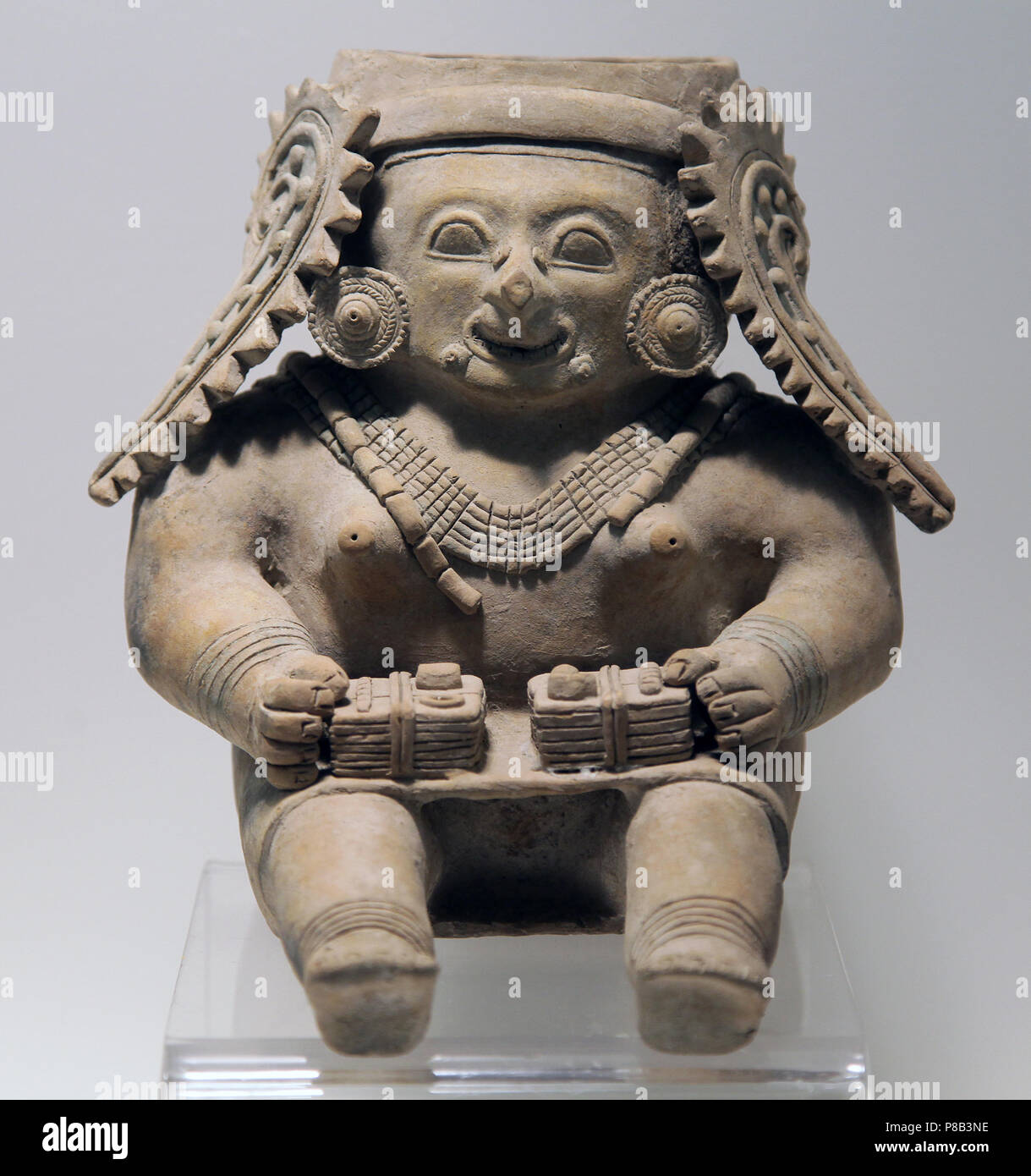 Figurine en céramique en forme de figure humaine.Représentant de la culture Jama Coaque autour de San Isidoro dans la province de Manabi Equateur Banque D'Images