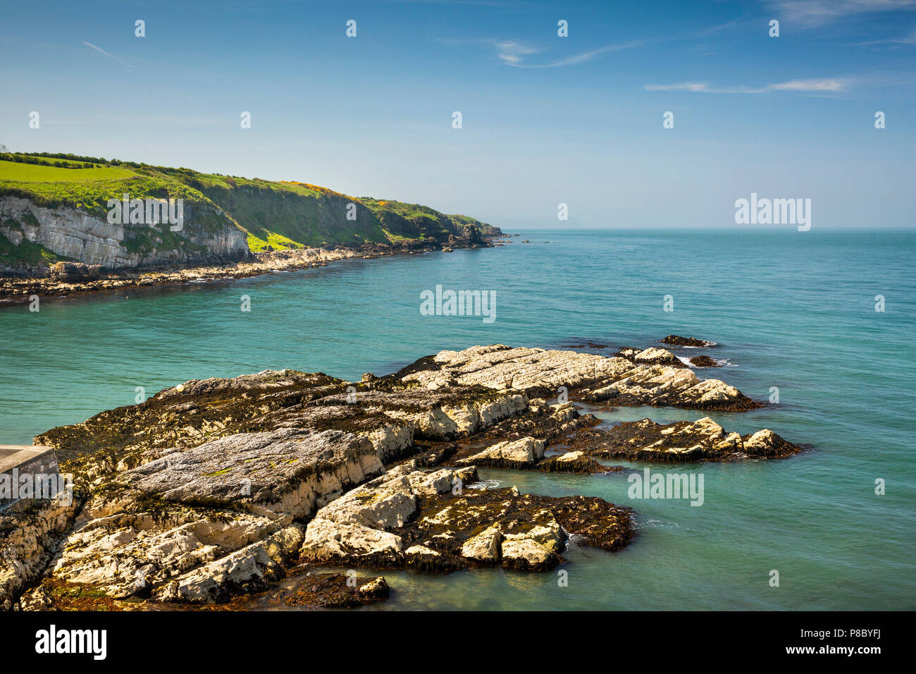 Royaume-uni, Irlande du Nord, Co Antrim, Islandmagee, Portmuck rocky shore Banque D'Images