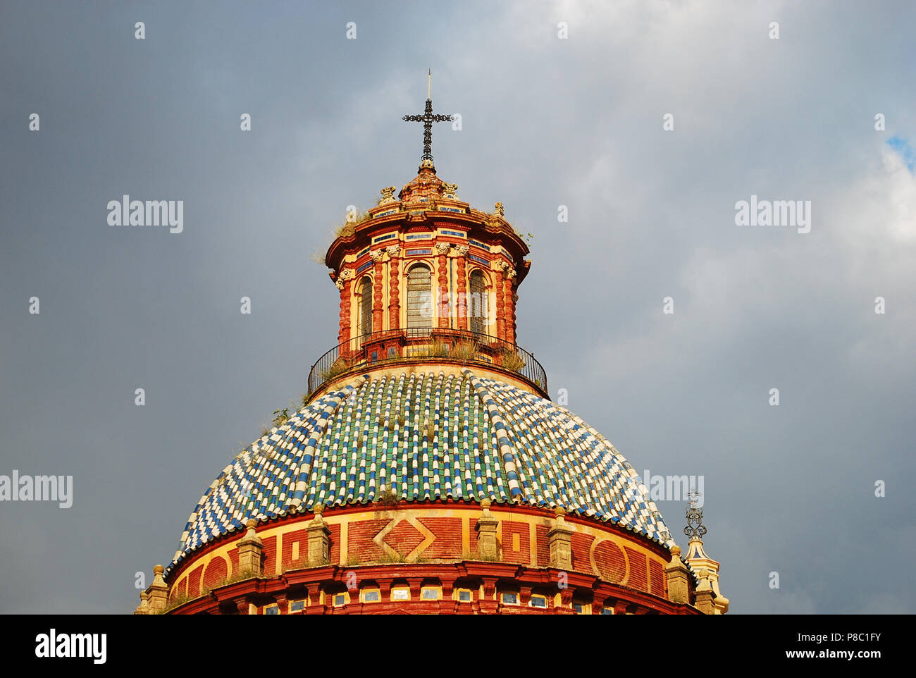 Le dôme de l'église de San Luis en Séville, Espagne Banque D'Images