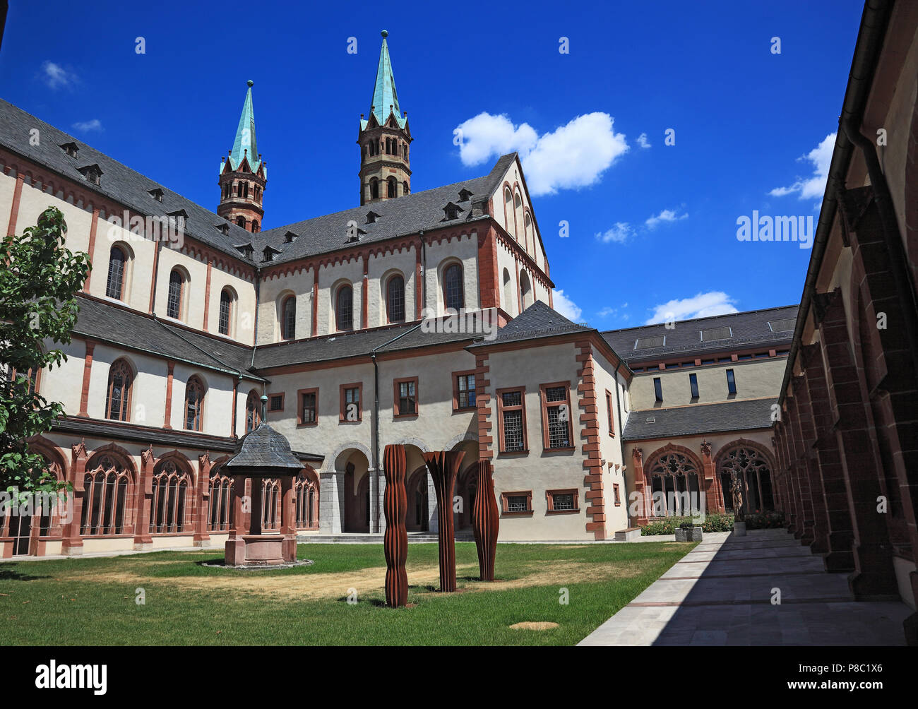 Cloître, St.-Kilians-Dom zu Würzburg ou la cathédrale Saint Kilian, Würzburg, Wuerzburg, Basse-franconie , Bavière, Allemagne Banque D'Images