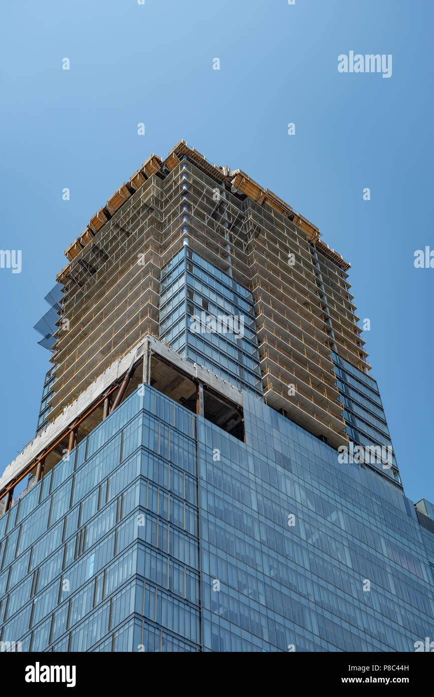 Les tours d'immeuble en construction dans le centre-ville de Toronto (Ontario) Canada. Banque D'Images