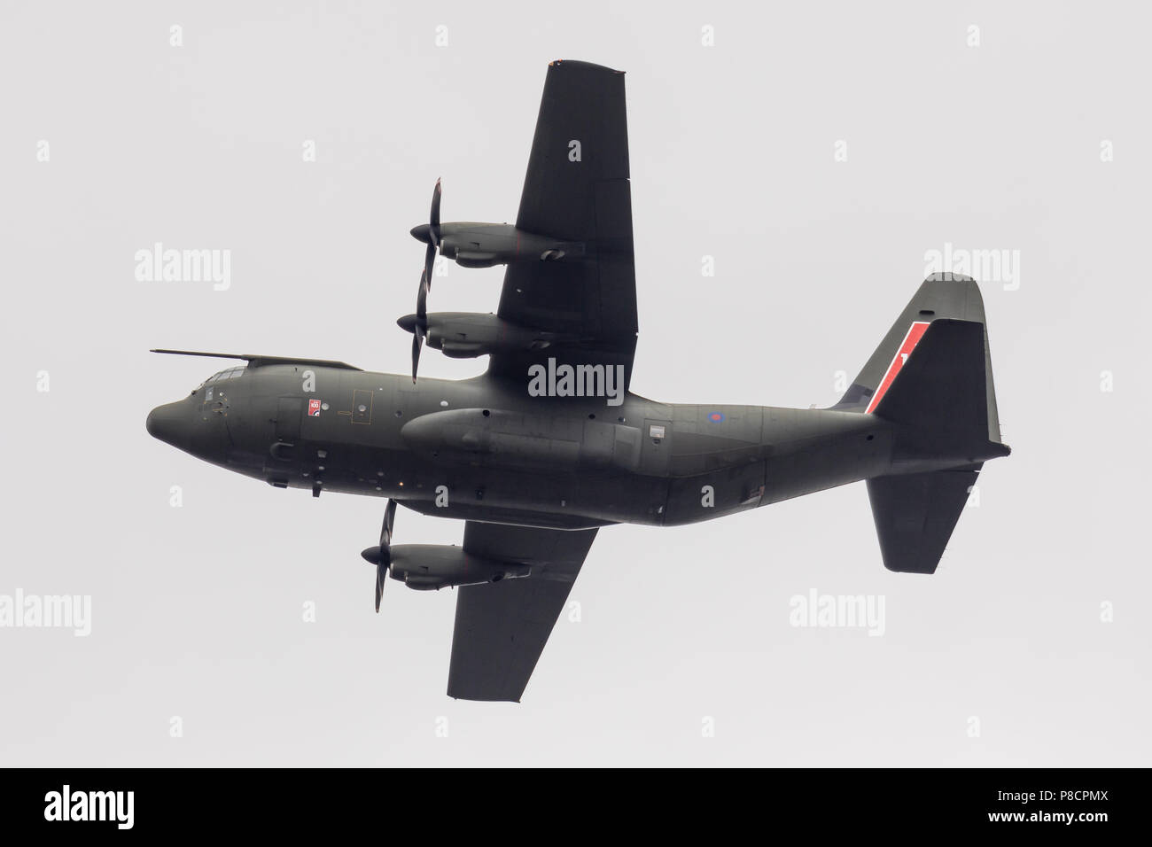 Londres, Royaume-Uni. 10 juillet 2018. Un C-130 Hercules qui prennent part à la Royal Air Force 100 défilé le 10 juillet 2018 à London, UK Crédit : Nick Whittle/Alamy Live News Banque D'Images