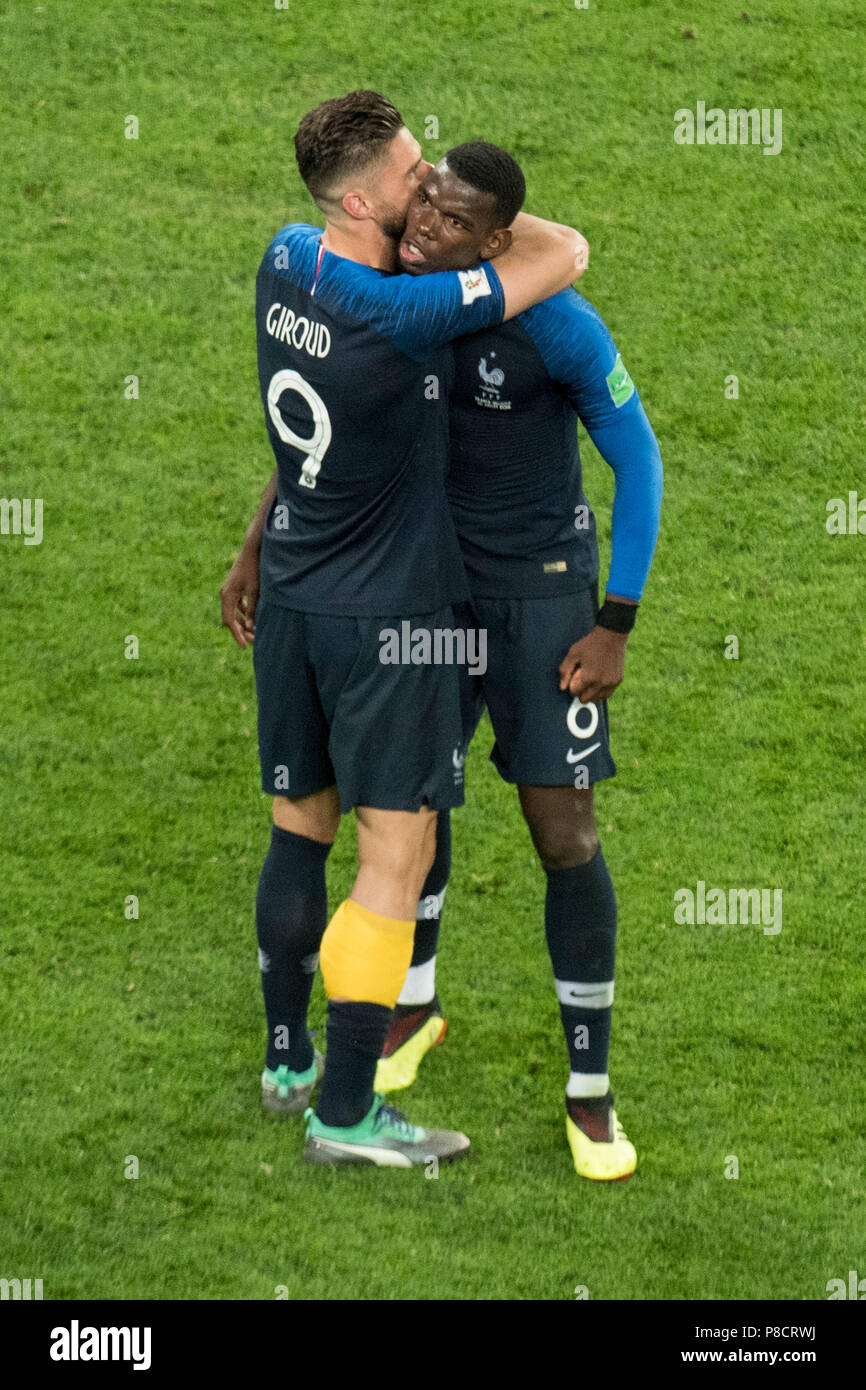 Saint-pétersbourg, Russie. 11 juillet, 2018. Olivier GIROUD (à gauche, FRA) et Paul POGBA (FRA) sont heureux de la victoire, la jubilation, ils applaudissent, ils applaudissent, joie, Cheers, célébrer, jubilation finale, plein la figure, portrait, France (FRA) - Belgique (BEL) 1 : 0, demi-finale, match 61, le 10.07.2018 à Saint-Pétersbourg ; Coupe du Monde de Football 2018 en Russie à partir de la 14.06. - 15.07.2018. © | Conditions de crédit dans le monde entier : dpa/Alamy Live News Banque D'Images