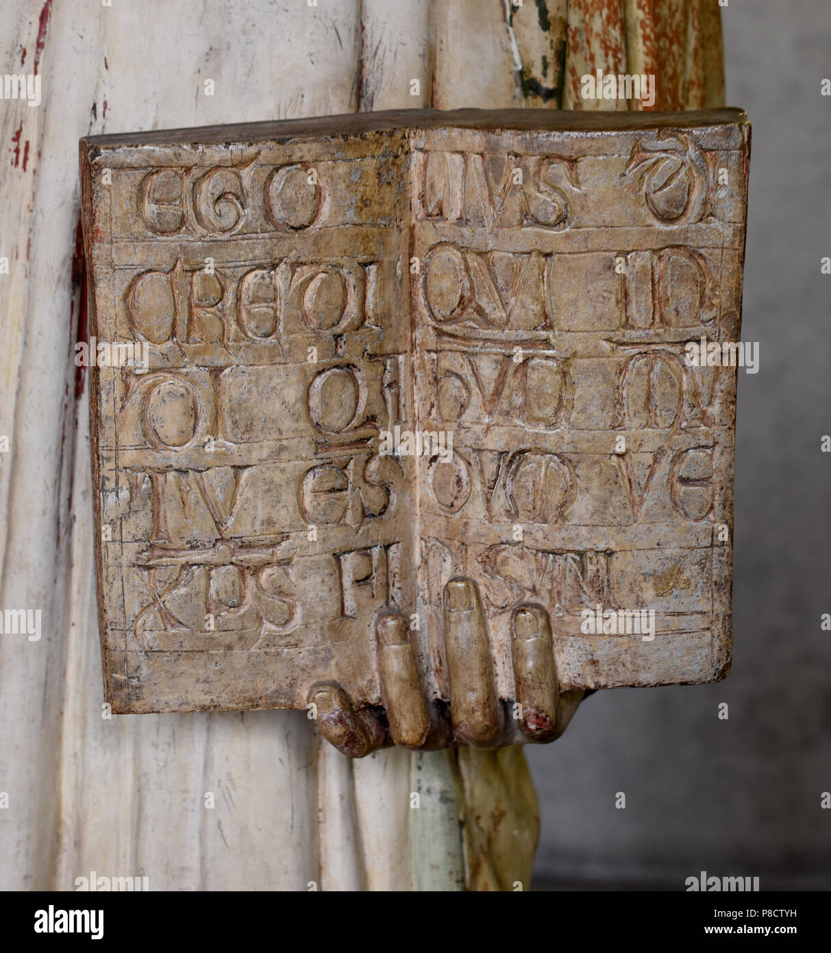 Sainte Marthe par le maître de Santa Anastasia (première moitié du xive siècle) Vérone, l'église de San Fermo Italie Italien Banque D'Images