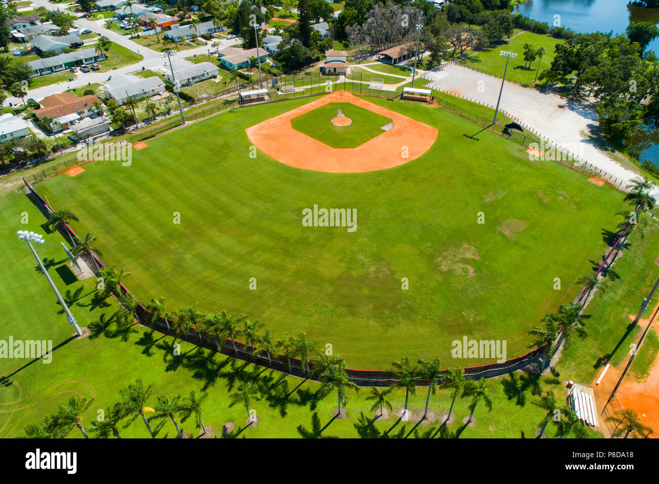 Vue aérienne d'un losange de baseball champ utilisé pour les sports récréatifs Banque D'Images Vue aérienne d'un losange de baseball champ utilisé pour les sports récréatifs Banque D'Images
