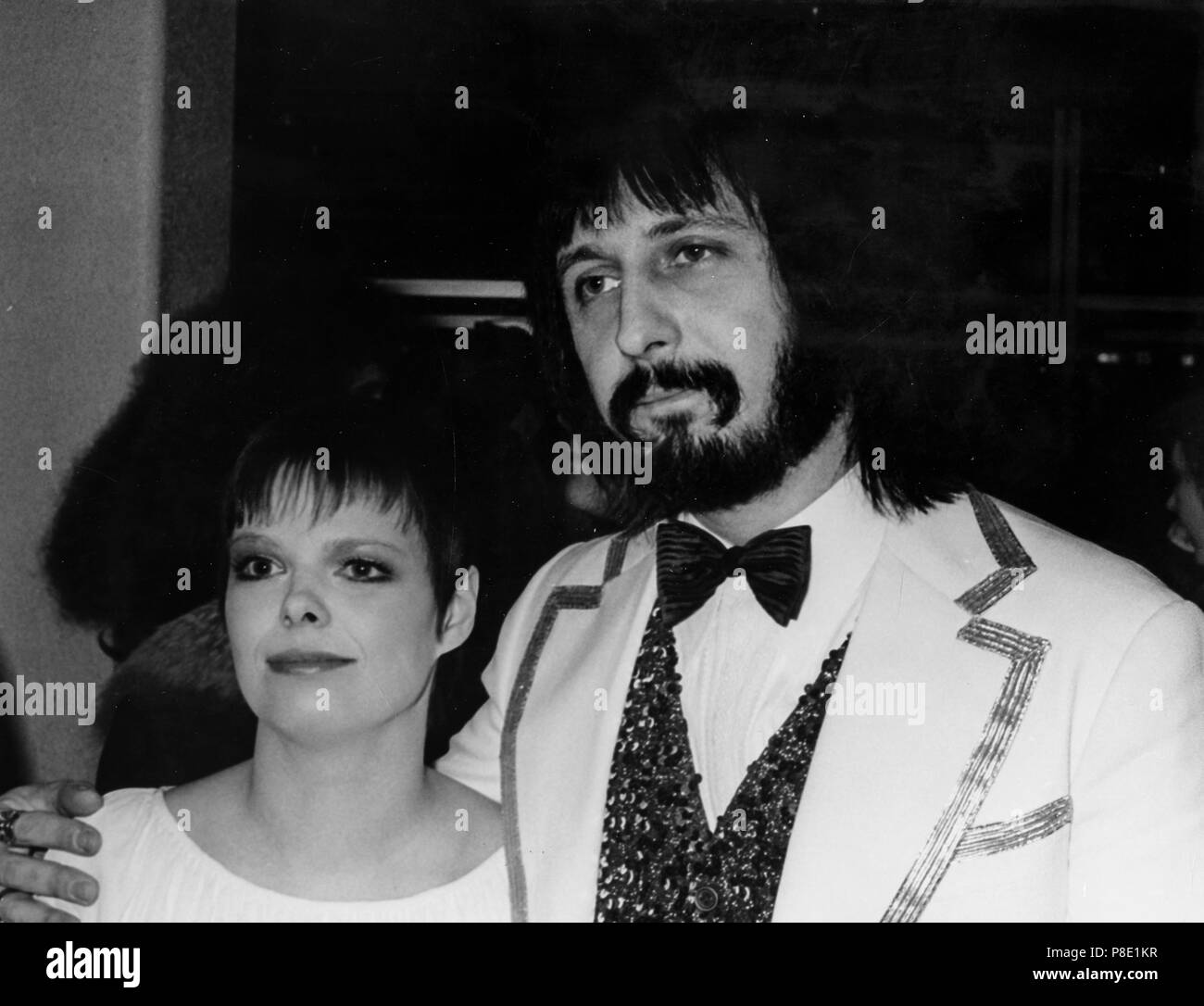 John Entwistle, maxene harlow, 1975 Banque D'Images