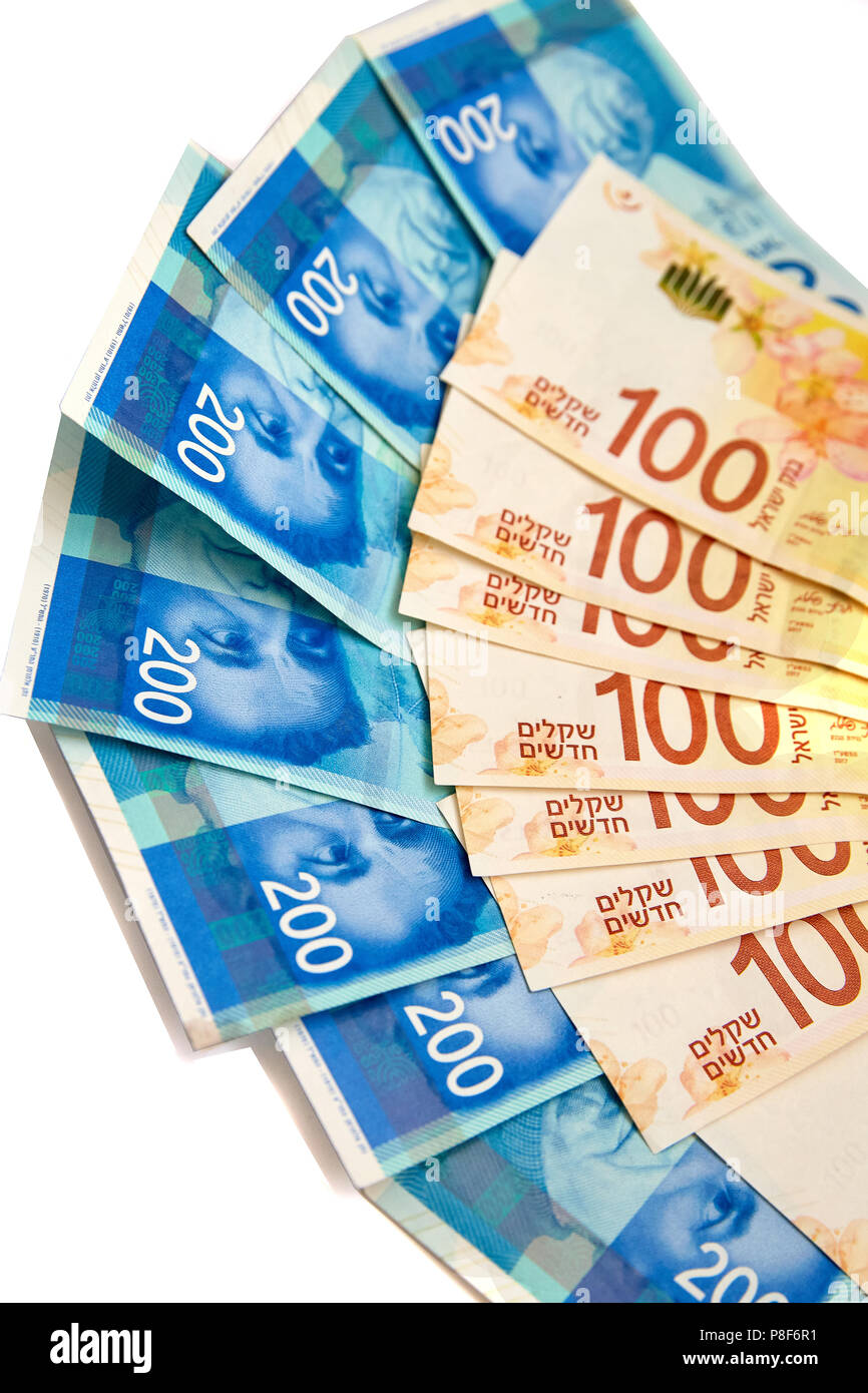 Billets en nouveaux shekels israéliens avec la nouvelle 200, 100 Banque D'Images