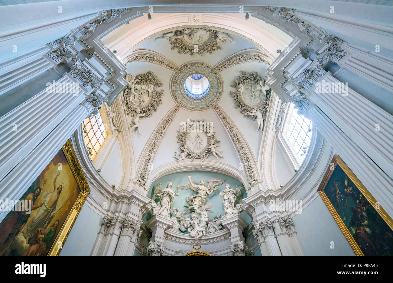 Lancellotti chapelle par Giovanni Antonio de Rossi, dans la Basilique Saint-Jean de Latran à Rome. Banque D'Images