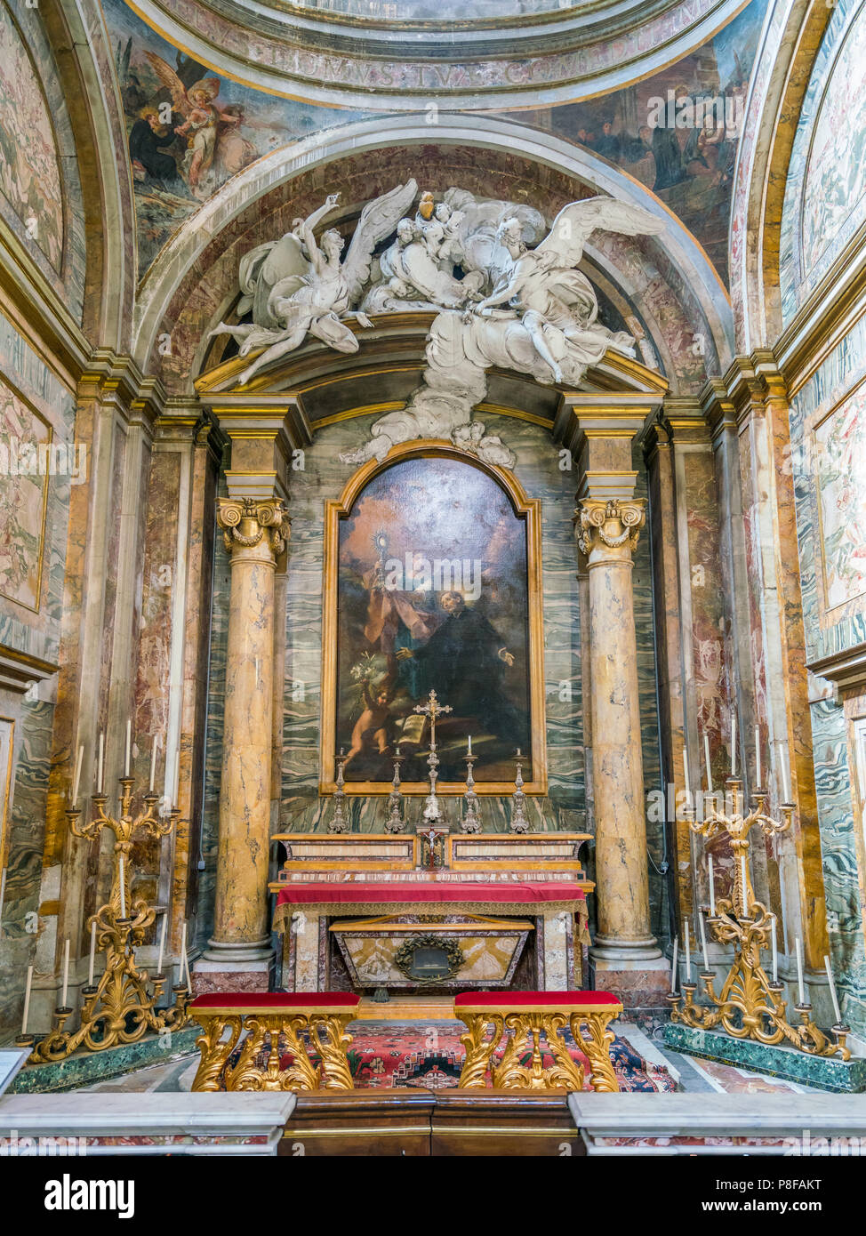 Chapelle de Saint François Caracciolo dans la Basilique de Saint Laurent à Lucine à Rome, Italie. Banque D'Images
