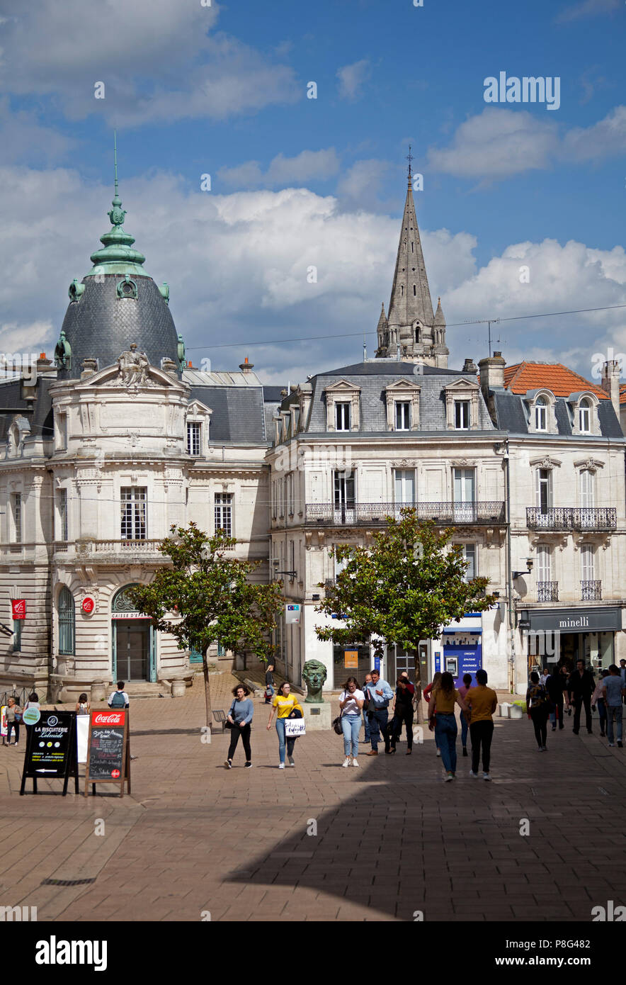 Angoulême, Charente, dans la région du sud-ouest de l'Nouvelle-Aquitaine France, Europe Banque D'Images