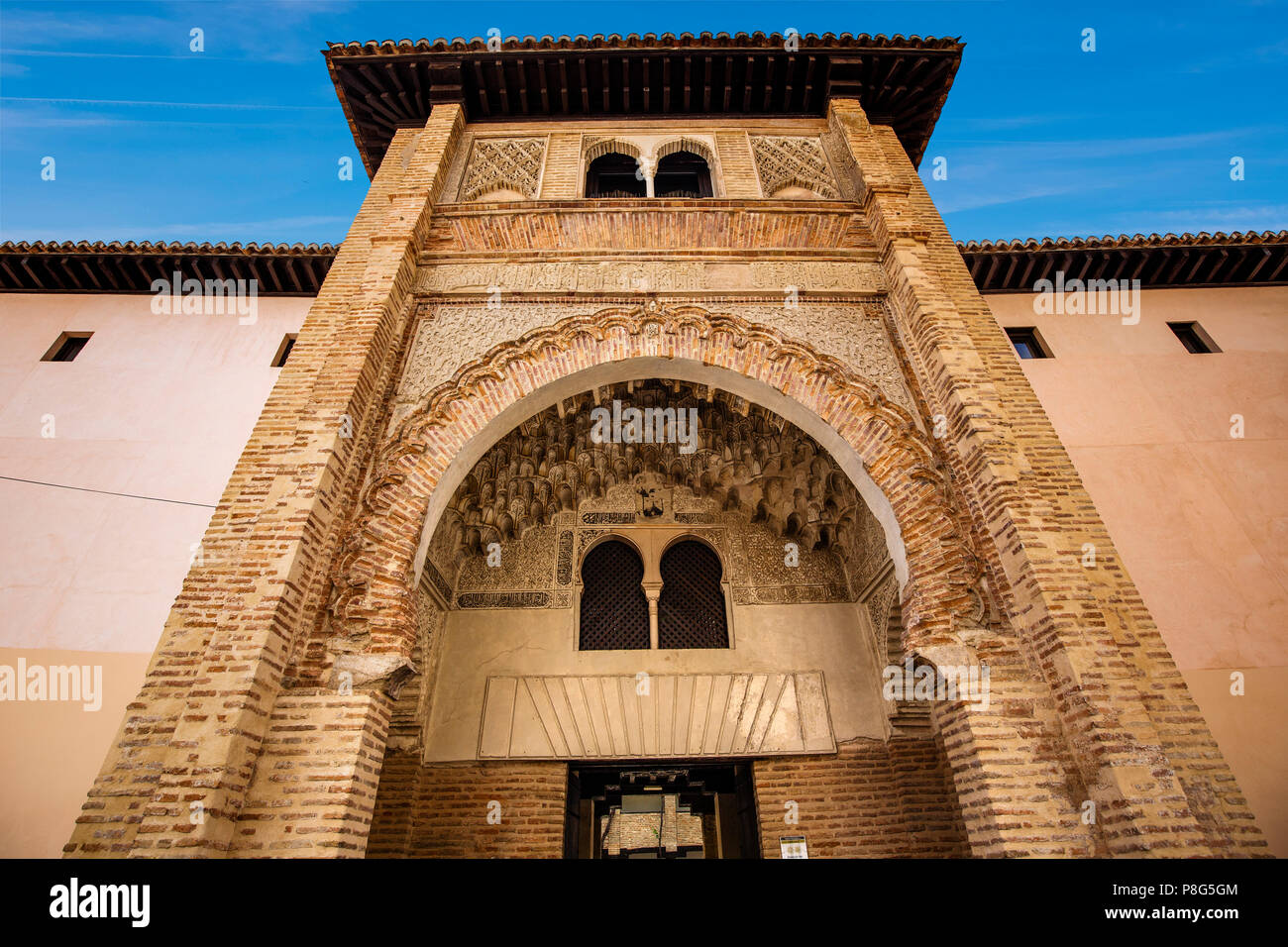 Corral de Carbón, vieux marché du blé 14e siècle. La ville de Grenade. Andalousie, Espagne du sud Europe Banque D'Images