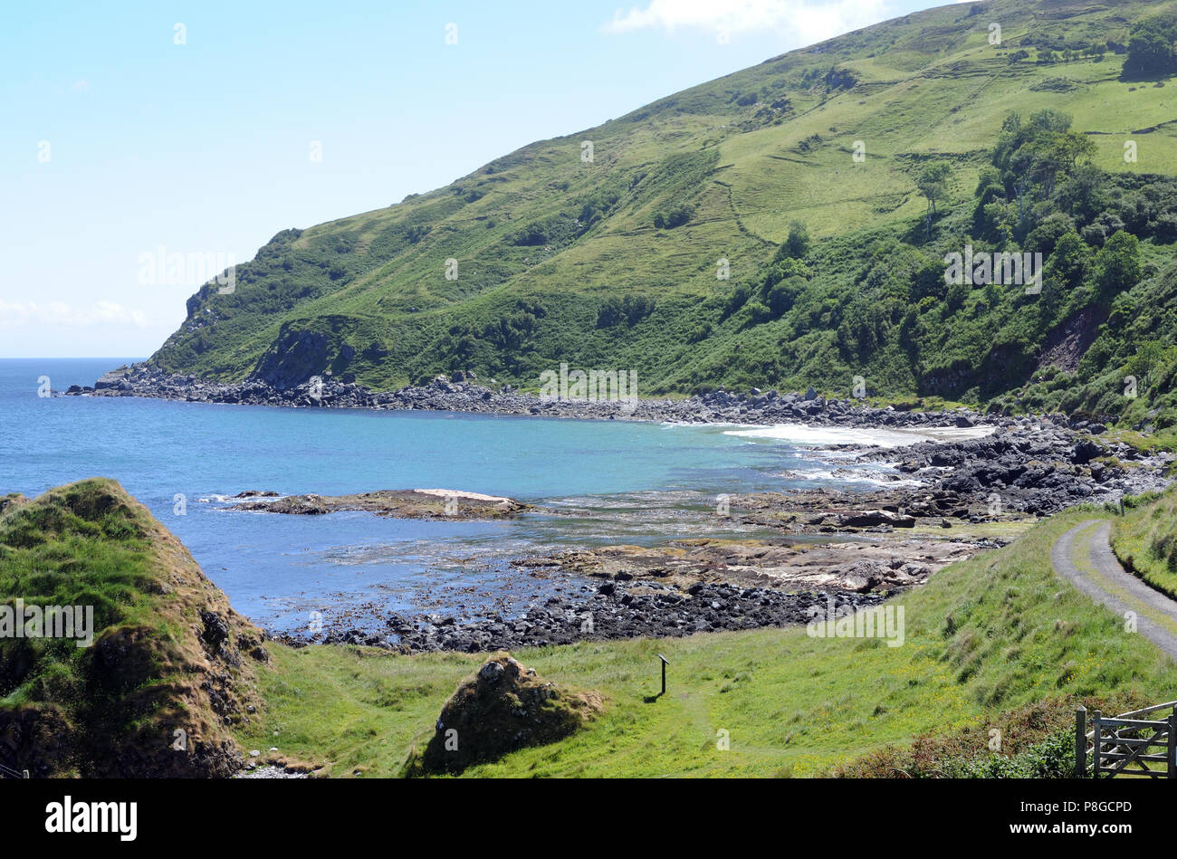Murlough Bay juste entre tête et Torr Head. Ballycastle, d'Antrim, en Irlande du Nord. Banque D'Images