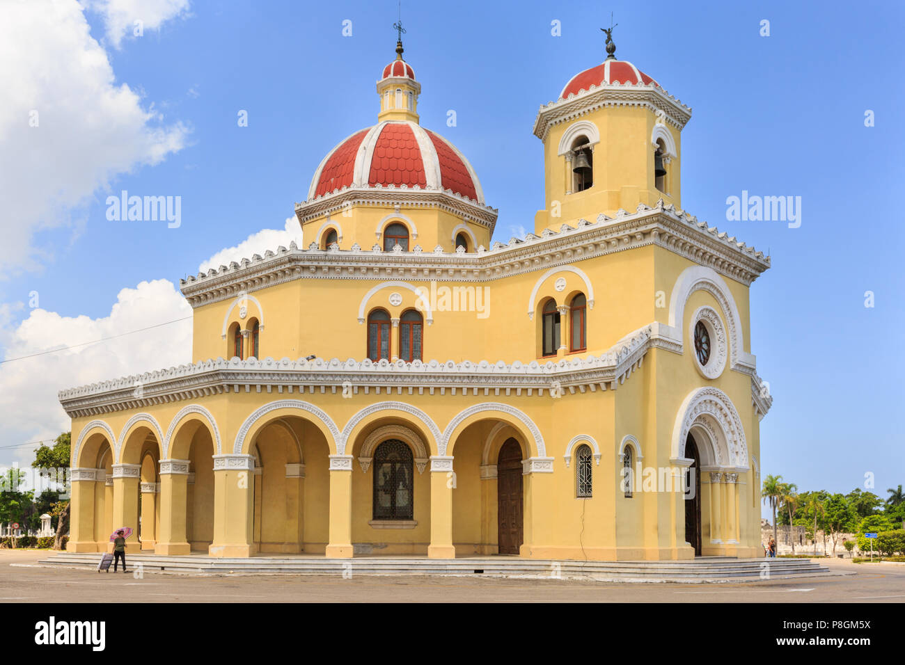 La chapelle principale dans le célèbre cimetière Colon, Cementerio Cristóbal Colón, Vedado, La Havane, Cuba Banque D'Images