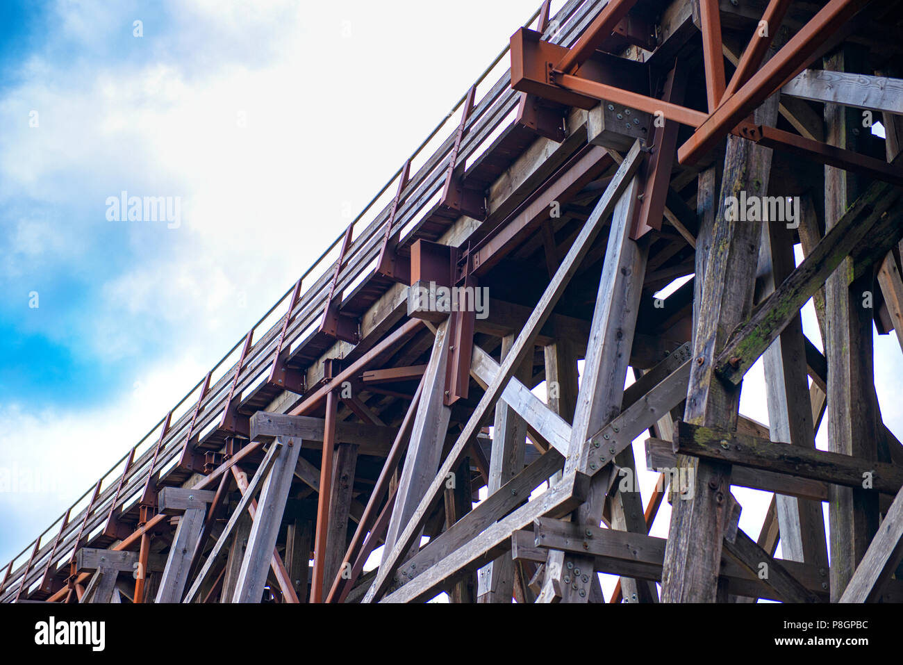 Détail de Kinsol Trestle pont de chemin de fer en bois dans l'île de Vancouver, BC Canada. Banque D'Images