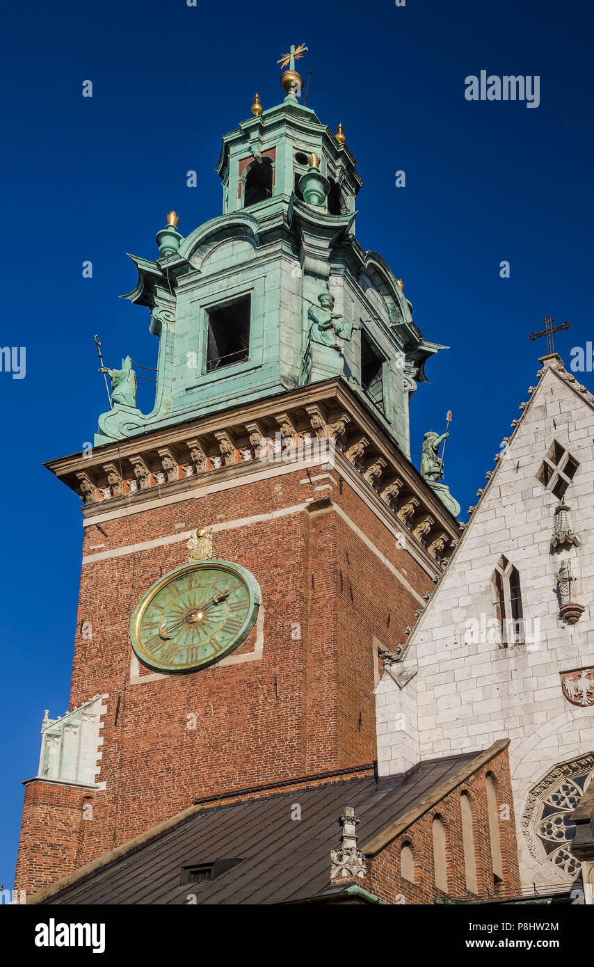 La tour de l'horloge d'Cafedral Wawel. Cracovie. Pologne Banque D'Images
