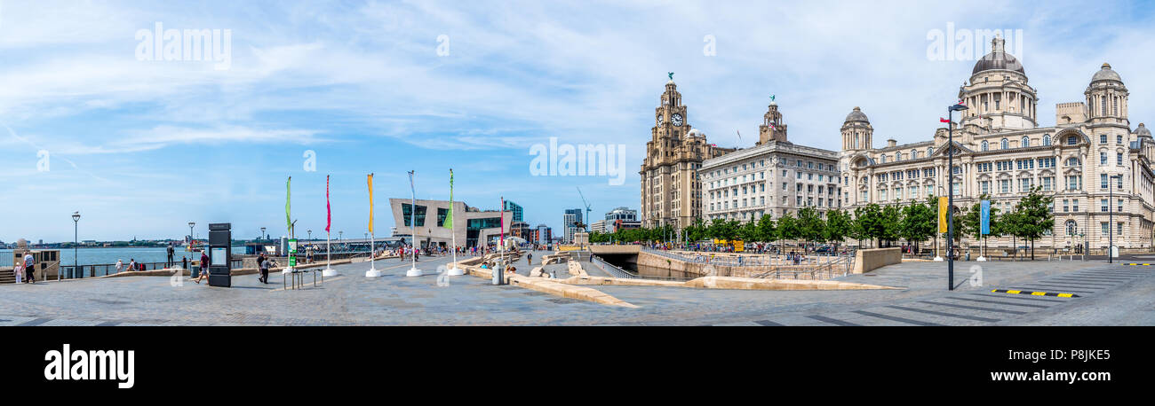 Front de mer de Liverpool et de Pier Head, UK Banque D'Images