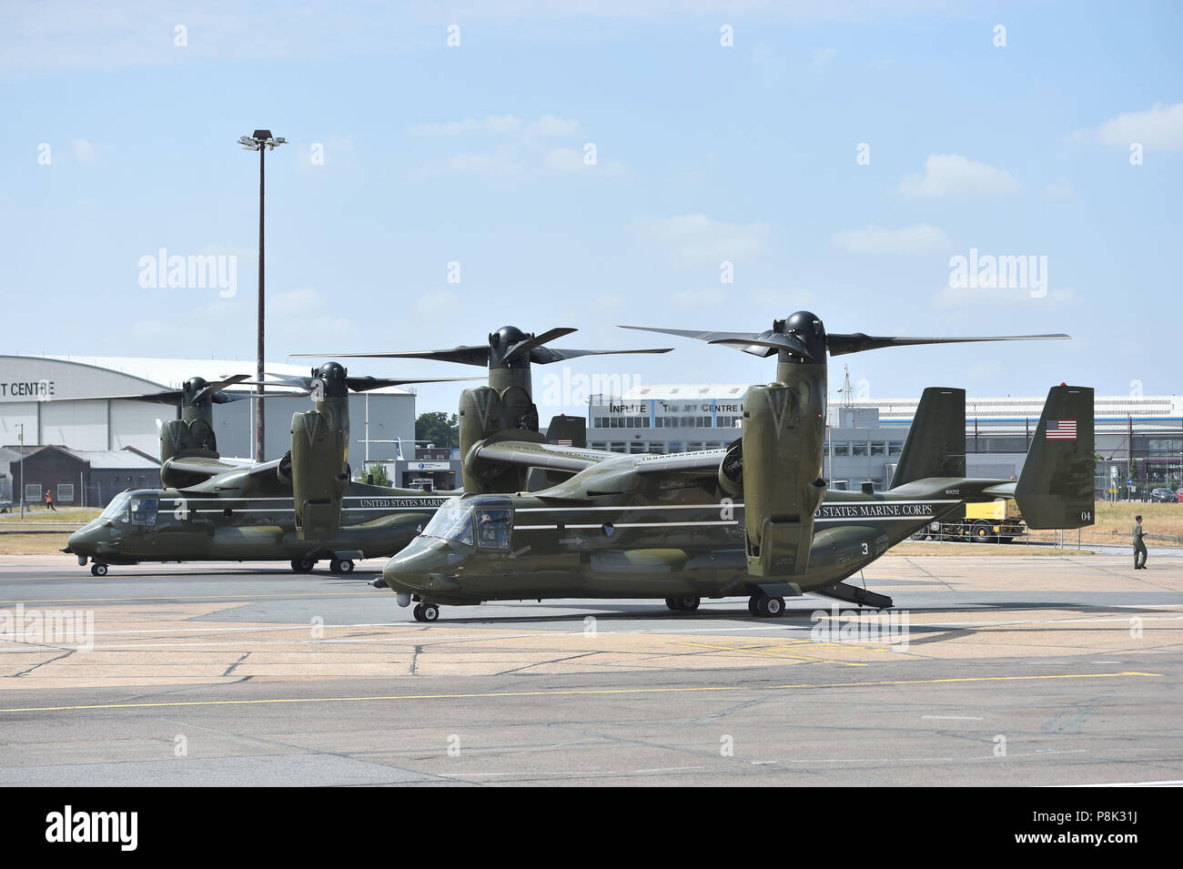 Osprey de l'US Marine Corps sur la piste de l'avion avant l'arrivée du président des États-Unis la Trump et Melania Trump à l'aéroport de Stansted, Londres pour leur première visite officielle au Royaume-Uni. Banque D'Images
