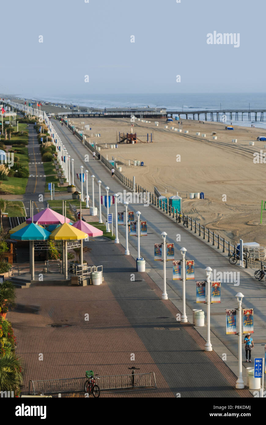 Virginia Beach, VA-Août 31, 2017 : la fête du Travail matin sur la promenade de Virginia Beach, VA. Banque D'Images