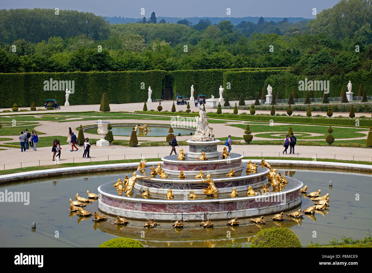 Château de Versailles, les jardins et la fontaine, France, Europe Banque D'Images