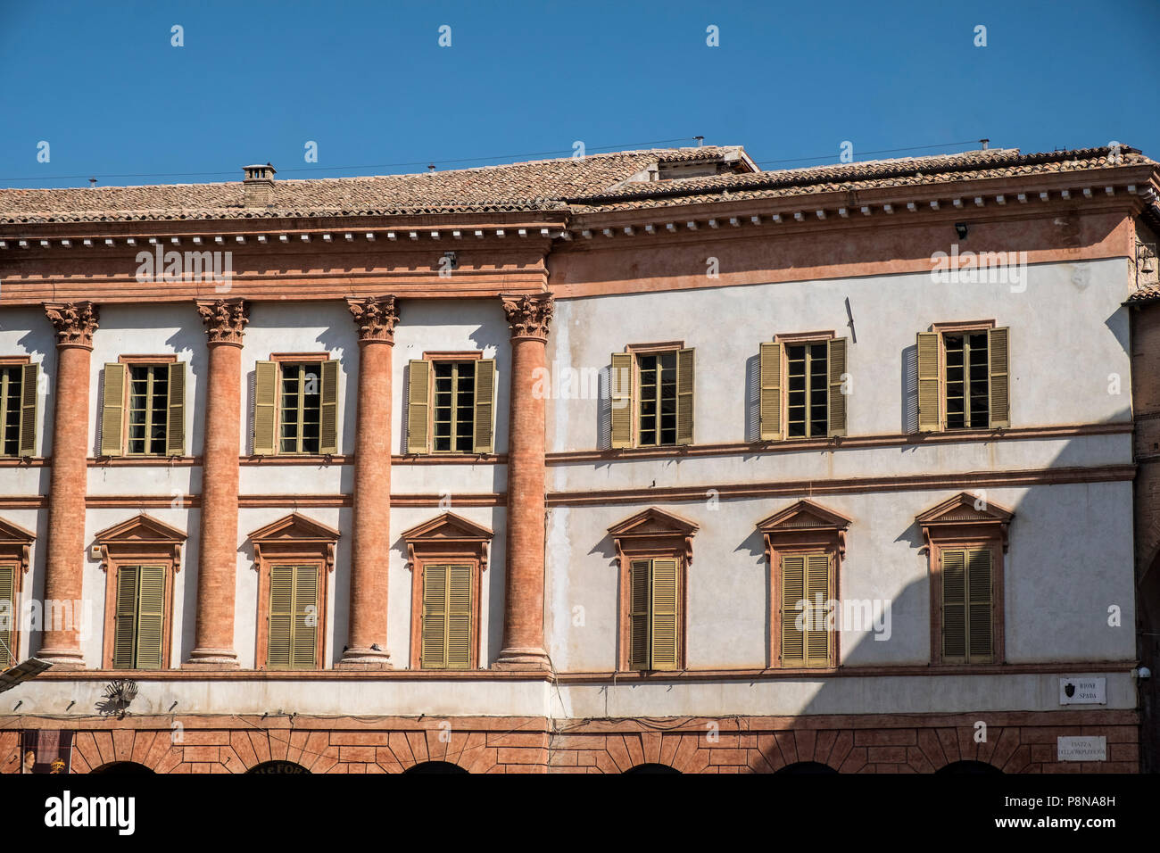 Bâtiment historique de Foligno, Pérouse, Ombrie, Italie : Palazzo Trinci Banque D'Images
