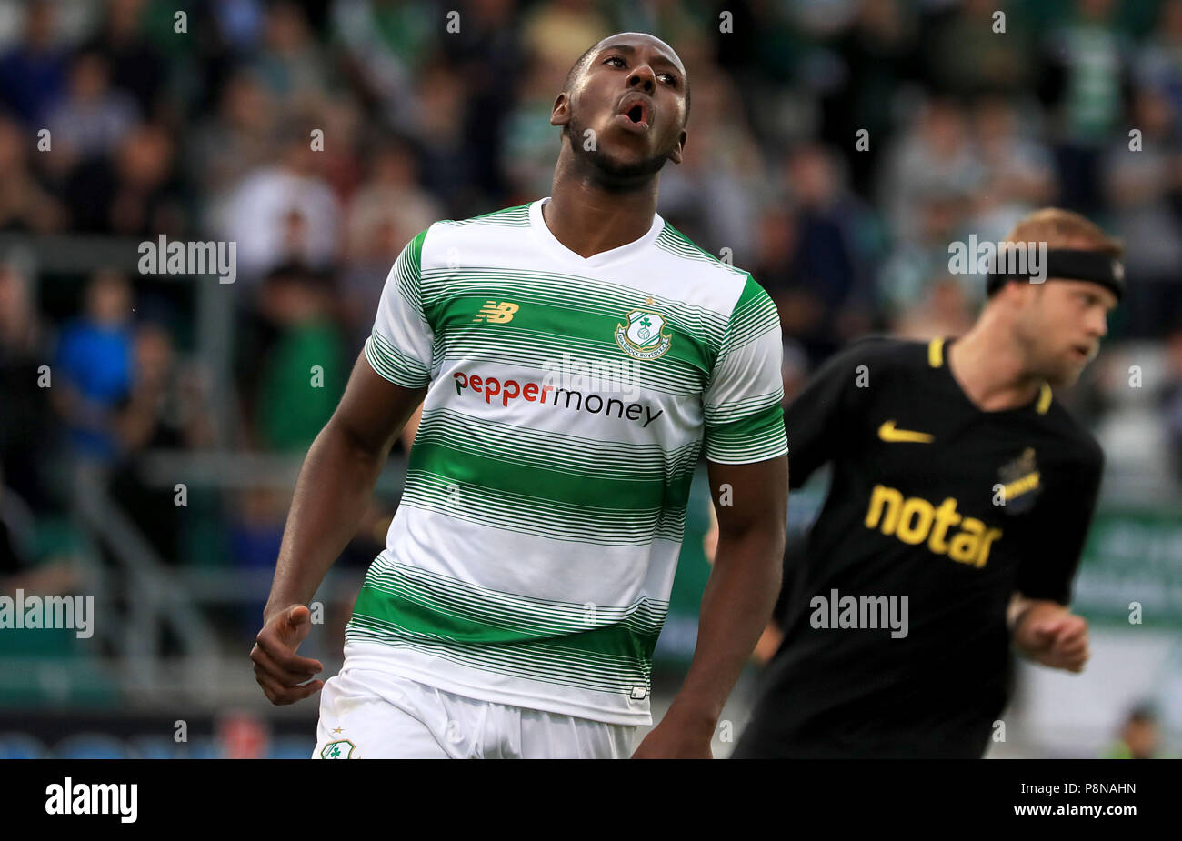 Shamrock rovers daniel carr Banque de photographies et d’images à haute ...