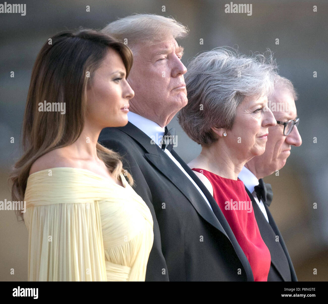 Le président américain, Donald Trump et son épouse Melania sont accueillis par le Premier ministre Theresa Mai et son mari Philip peut à Blenheim Palace, Oxfordshire, où Mme mai sera l'hôte d'un dîner dans le cadre de sa visite au Royaume-Uni. Banque D'Images