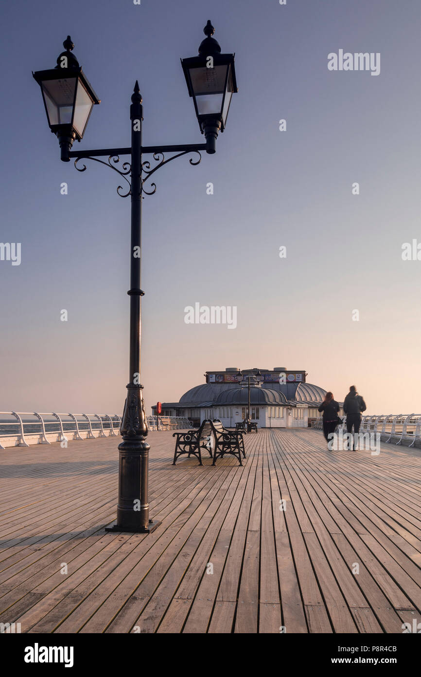Jetée de Cromer, au lever du soleil, Norfolk, Angleterre Banque D'Images