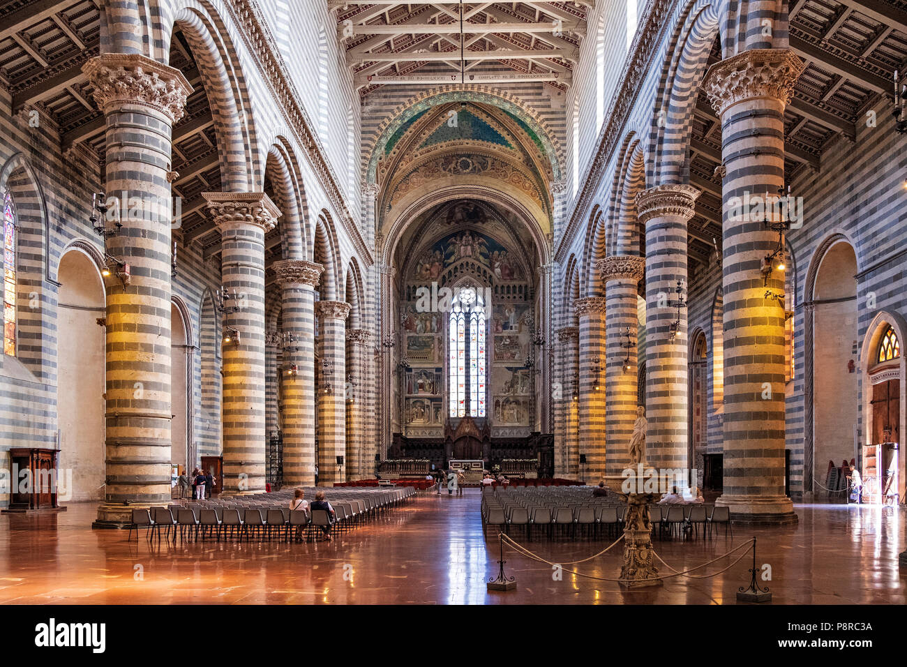 Orvieto, Italie - l'intérieur de la cathédrale Duomo di Orvieto à Piazza Duomo Square dans le vieux quartier historique de temps Banque D'Images