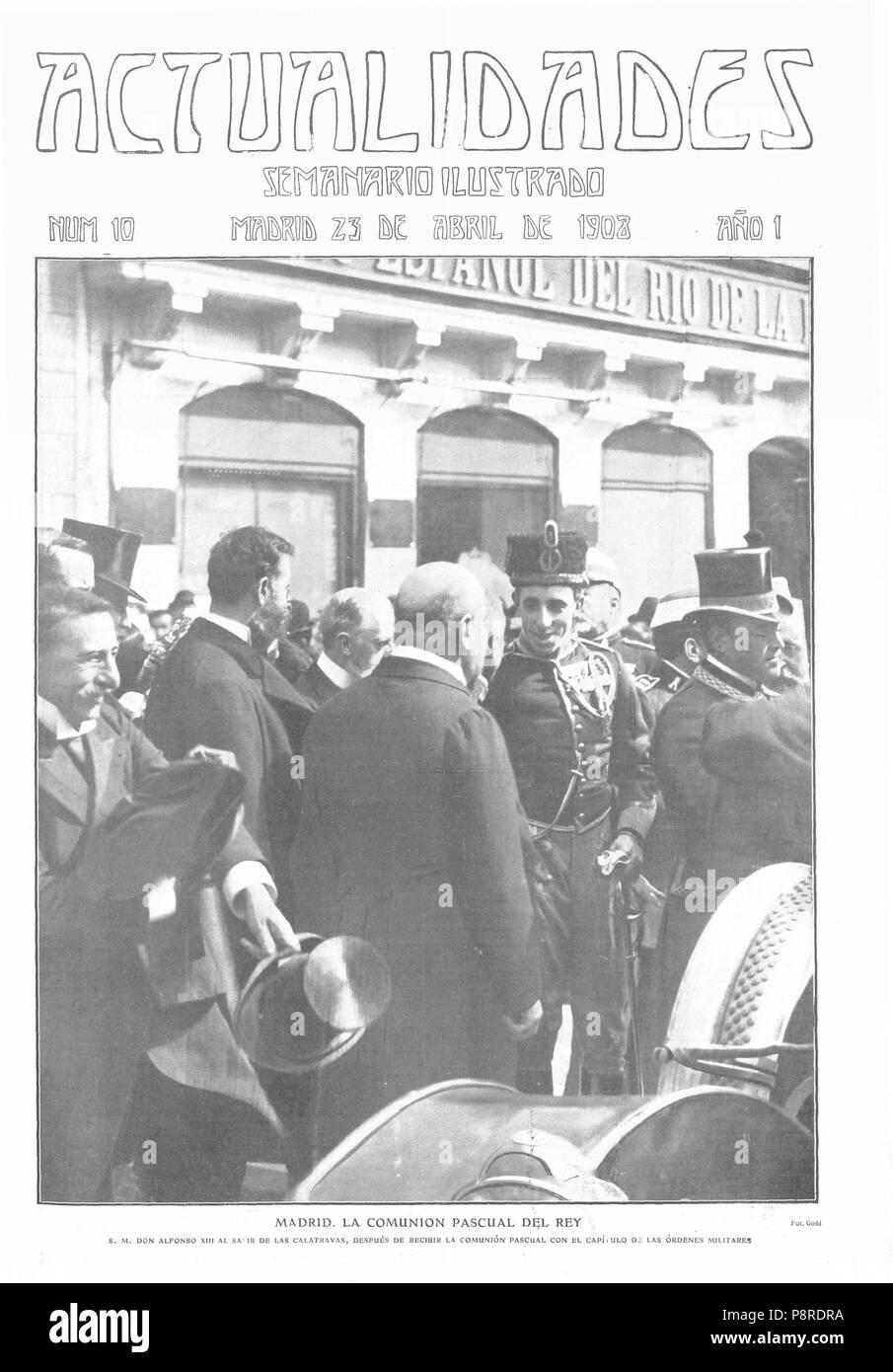 15 1908-04-23, Actualités, Madrid, la comunión pascual del Rey, Goñi Banque D'Images
