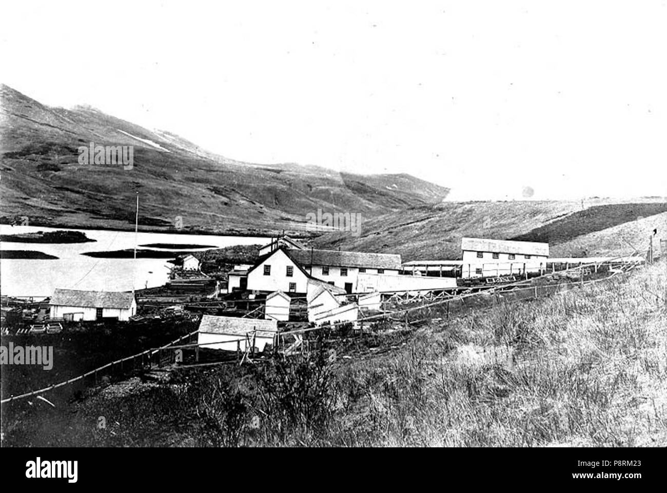 . 32 Association des transformateurs de l'Alaska à l'écloserie Karluk, Alaska, nd (COBB 220) Banque D'Images