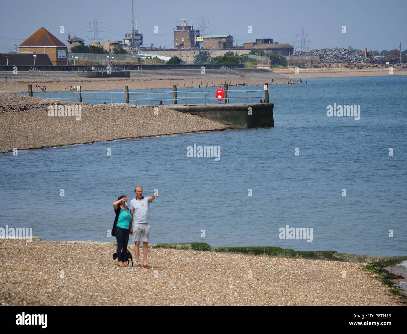 Sheerness, Kent, UK. Le 13 juillet, 2018. Météo France : une journée ensoleillée et chaude de Sheerness, Kent. Credit : James Bell/Alamy Live News Banque D'Images