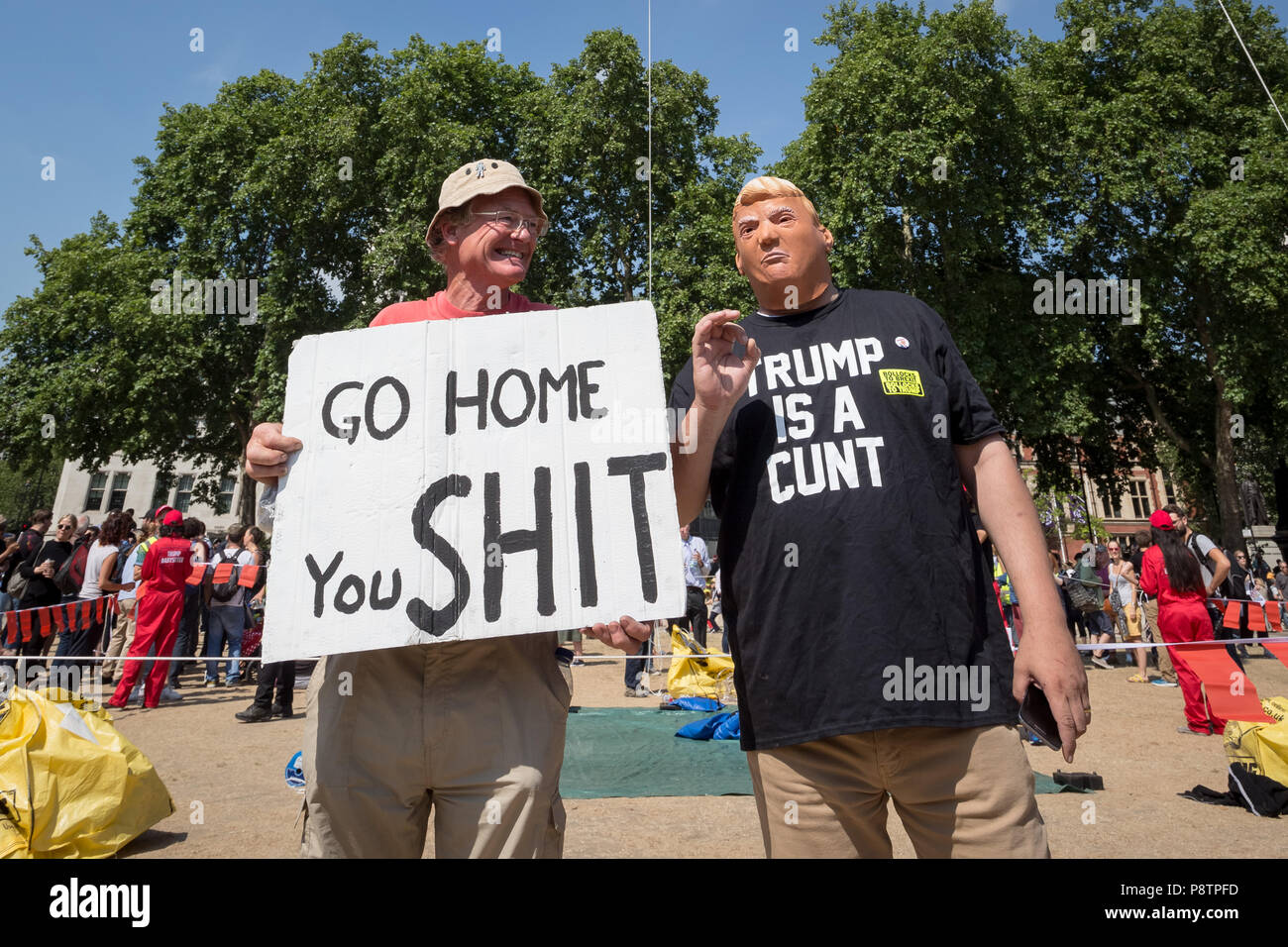 Londres, Royaume-Uni. Le 13 juillet, 2018. Anti-Trump manifestation attire des milliers de manifestants à la ville le jour nous président Donald Trump commence sa visite au Royaume-Uni. Crédit : Guy Josse/Alamy Live News Banque D'Images