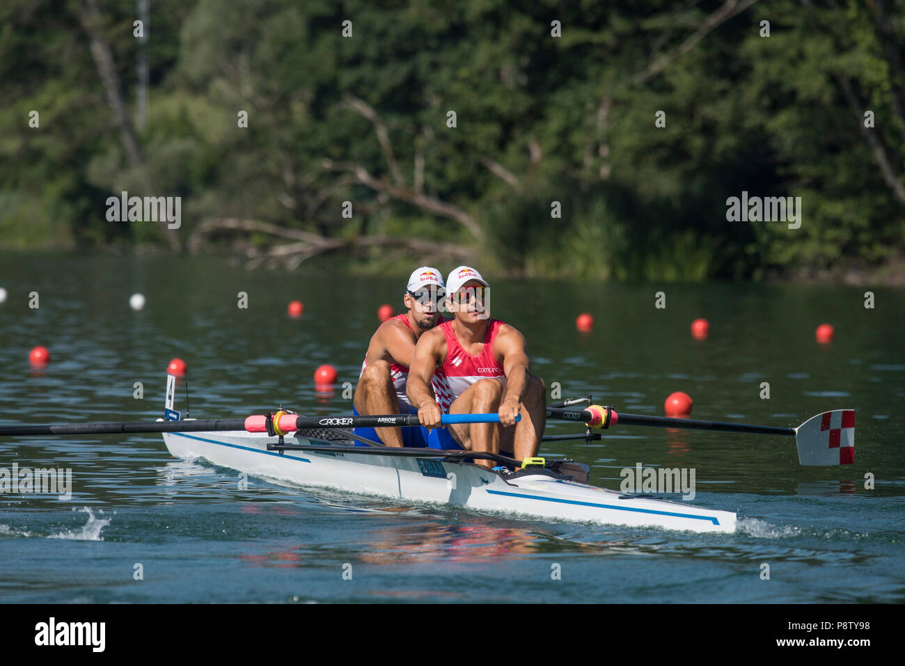 Lucerne, Suisse, 13 juillet 2018, Vendredi, CRO M2-, Bow, Martin SINKOVIC et Valent SINKOVIC, dans l'aire de départ, avant que leur chaleur à la Coupe du Monde de la FISA, série n°3, Lac Rotsee, © Peter SPURRIER/Alamy Live News Banque D'Images