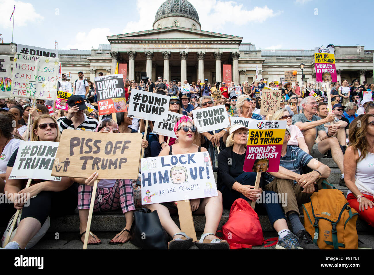 Londres, Royaume-Uni le 13 juillet, 2018. Des dizaines de milliers de manifestants dans la rue pour protester contre Donald Trumps U.K visite. Andy Barton/Alamy Live News Banque D'Images