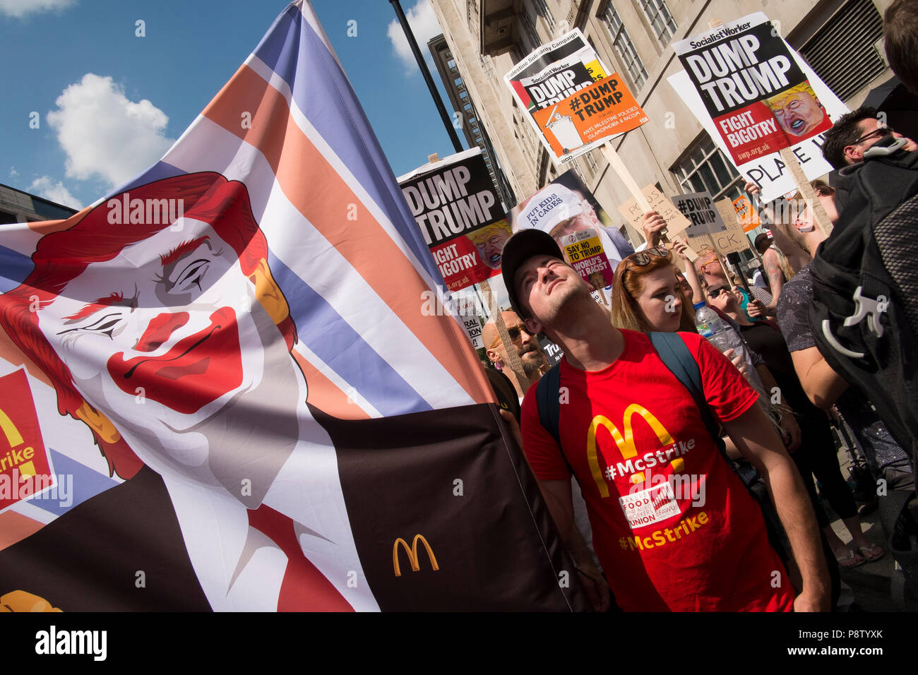 Londres, Royaume-Uni. 13 juillet 2018. 100 000 dans le centre de Londres de protestation contre la visite du président Donald Trump. Crédit : Mike Abrahams/Alamy Live News Banque D'Images