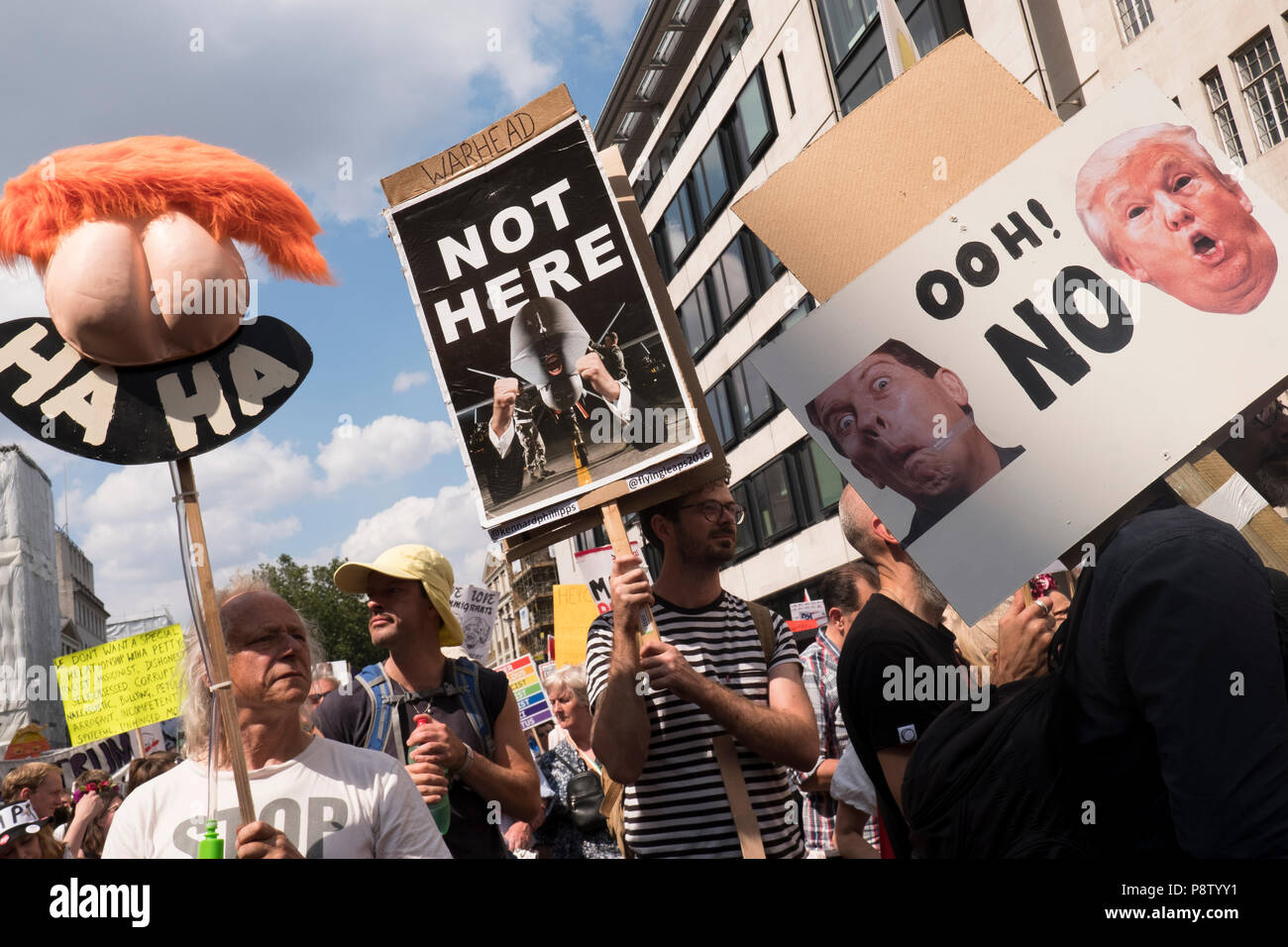 Londres, Royaume-Uni. 13 juillet 2018. 100 000 dans le centre de Londres de protestation contre la visite du président Donald Trump. Crédit : Mike Abrahams/Alamy Live News Banque D'Images