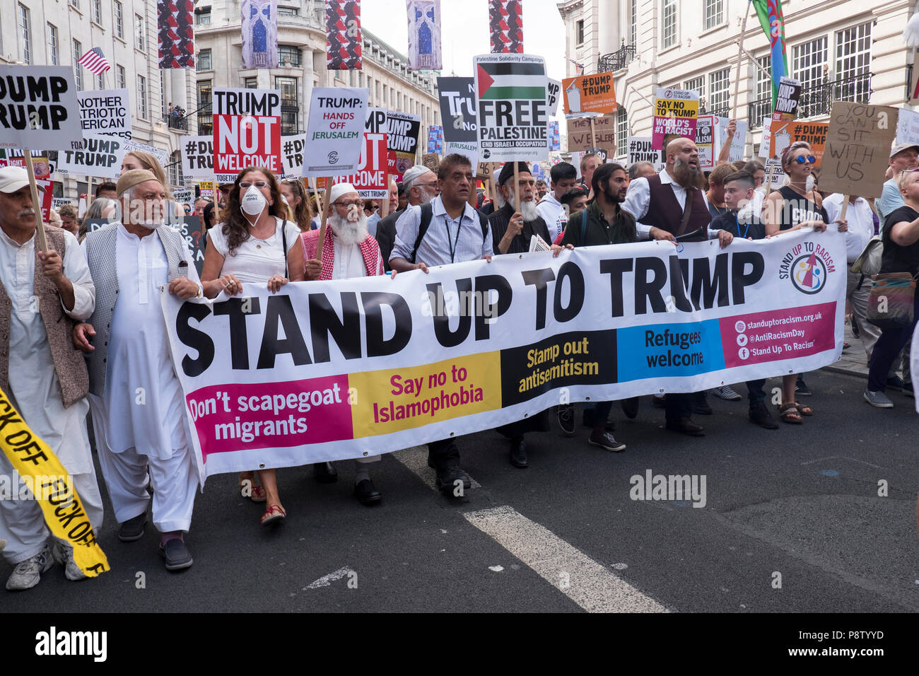 Londres, Royaume-Uni. 13 juillet 2018. 100 000 dans le centre de Londres de protestation contre la visite du président Donald Trump. Crédit : Mike Abrahams/Alamy Live News Banque D'Images