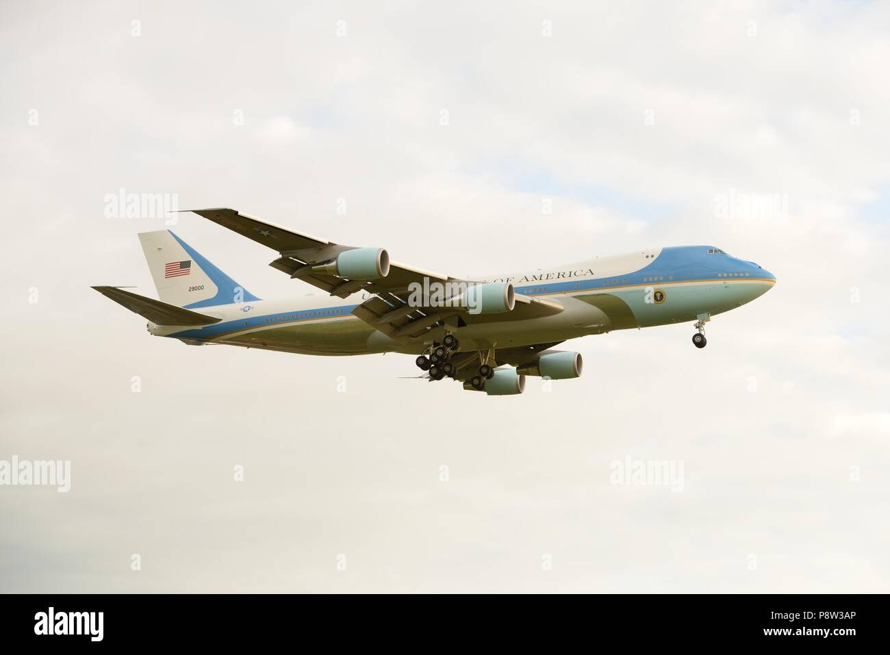 Glasgow, UK, 13e, juillet, 2018. L''aéroport de Glasgow Prestwick, Ecosse, Royaume-Uni. United States of America's President Trump arrive en Écosse le Airforce une pendant un voyage au Royaume-Uni Banque D'Images