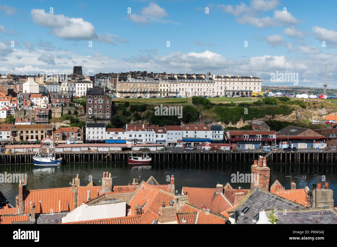 Whitby port bateaux Banque de photographies et d’images à haute ...