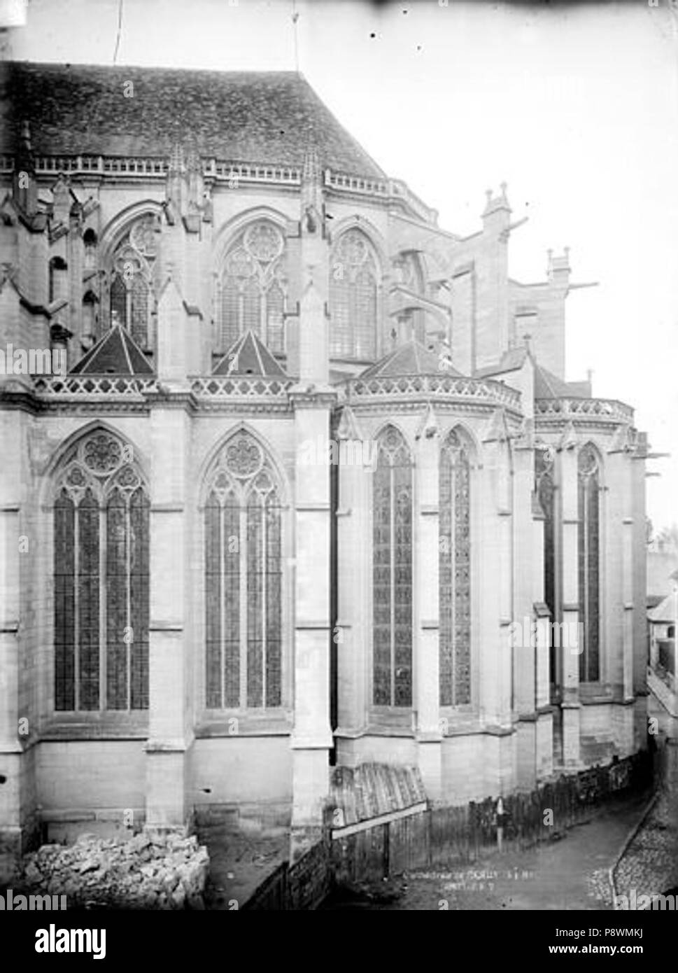 77 Cathédrale Saint-Etienne - Abside, côté sud - Meaux - Médiathèque de l'architecture et du patrimoine - APMH00017360 Banque D'Images