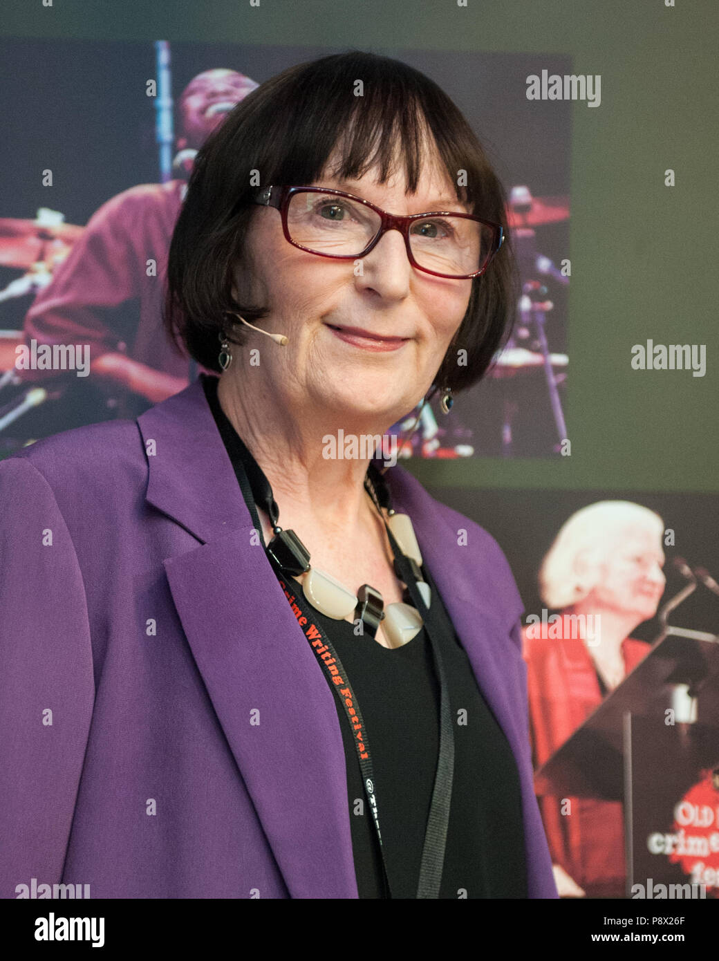 Une photo de l'auteur Frances Brody Banque D'Images