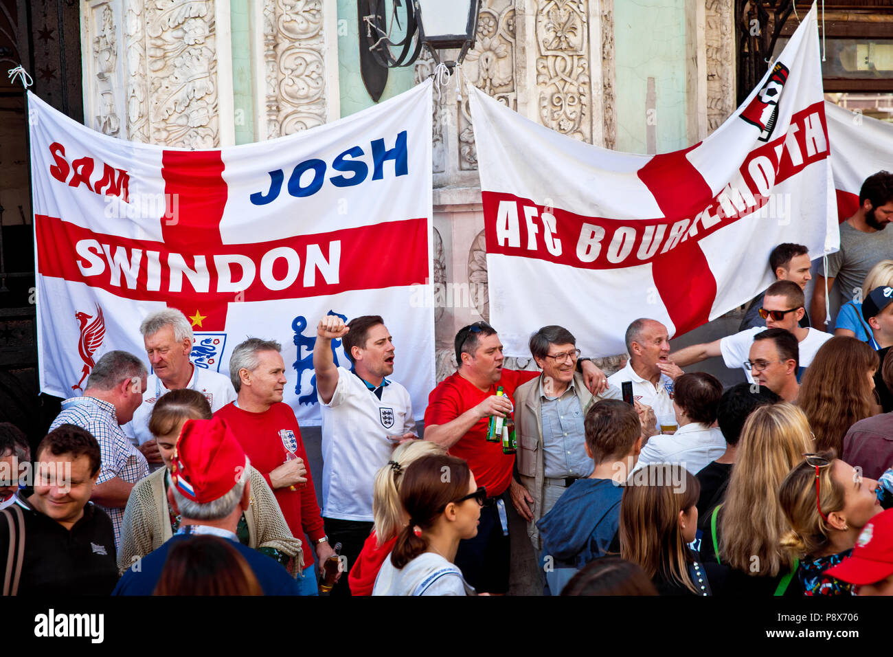 Moscou, Russie - Juin 2018 : les fans de football anglais sur la coupe du monde à Moscou, Russie avant le jeu Croatia-England Banque D'Images