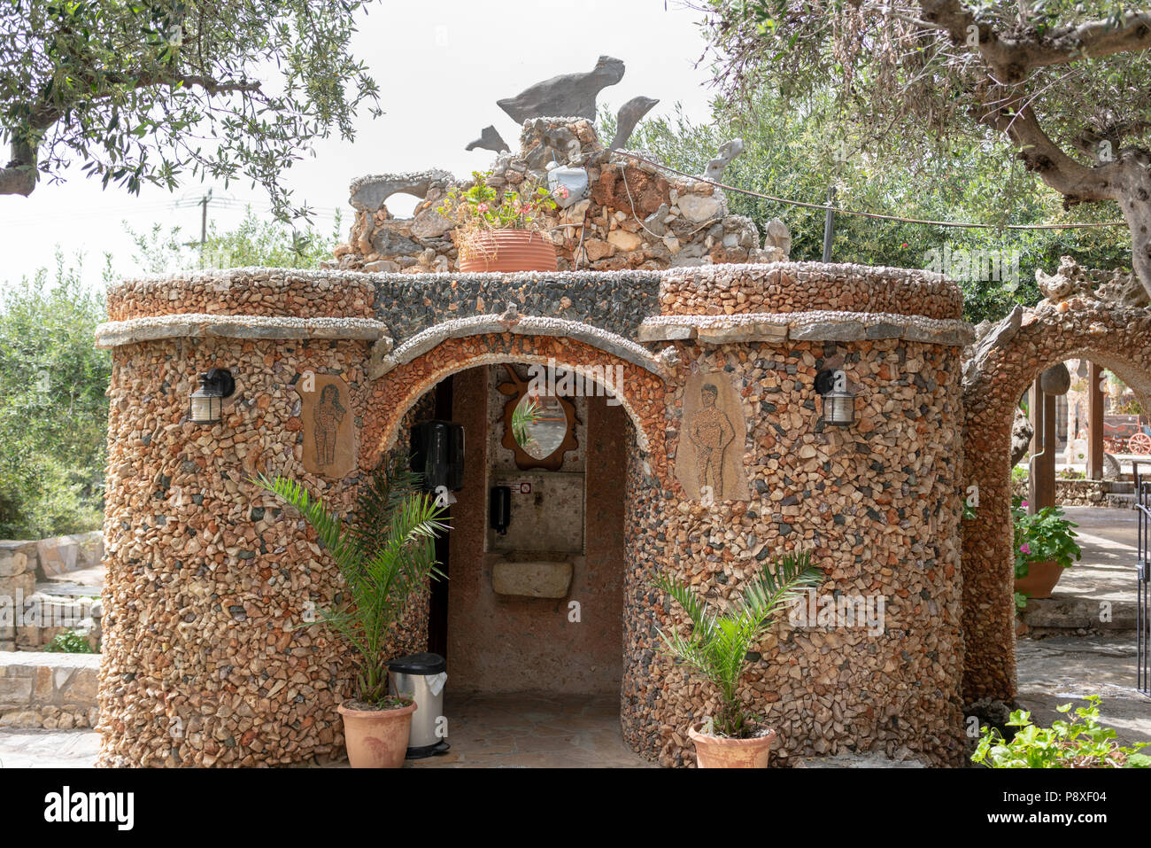 Koumáros Maison en pierre et restaurant à Kalives Crete Banque D'Images